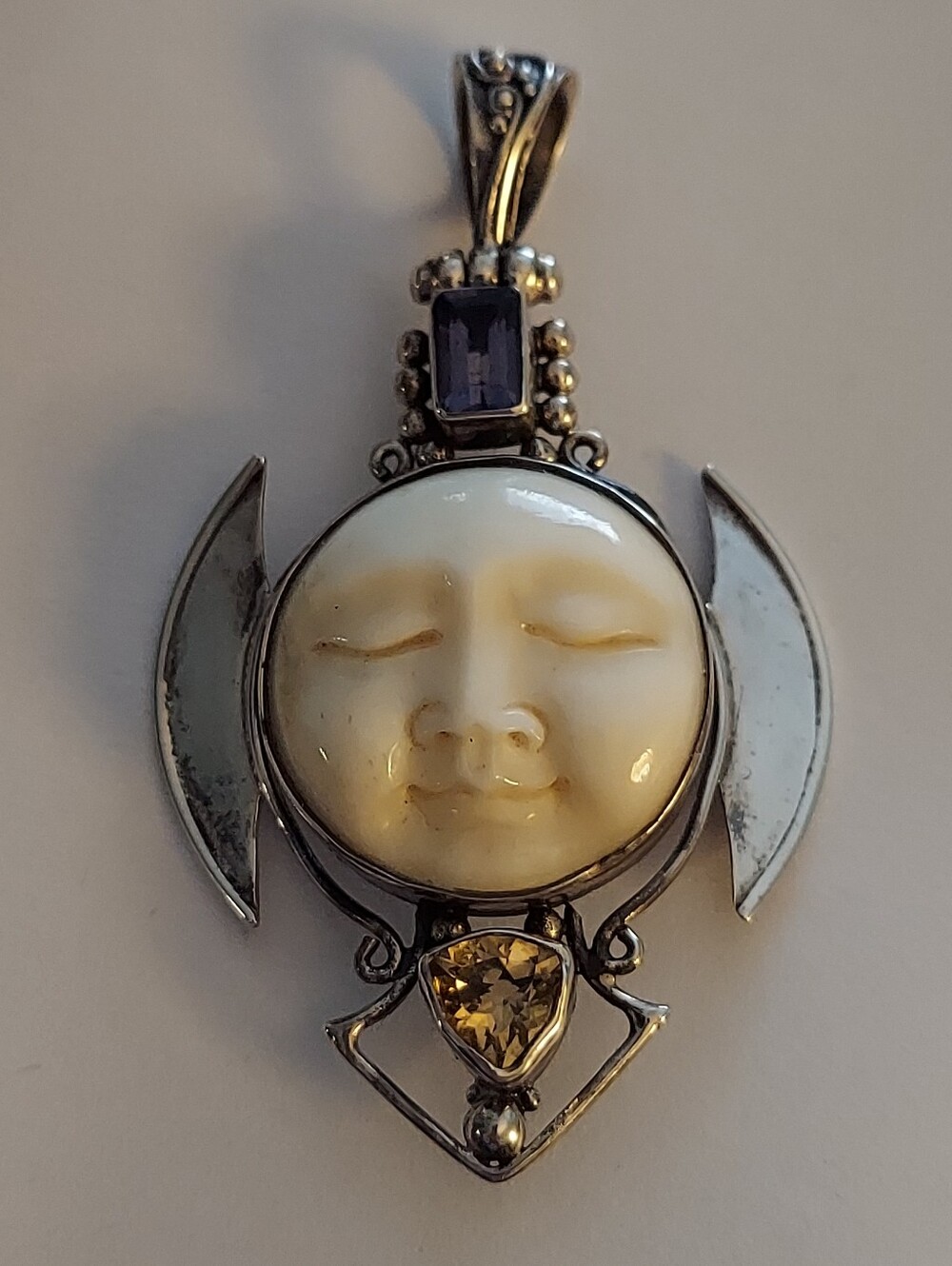 Vintage Sterling Silver Moon Faced Pendant